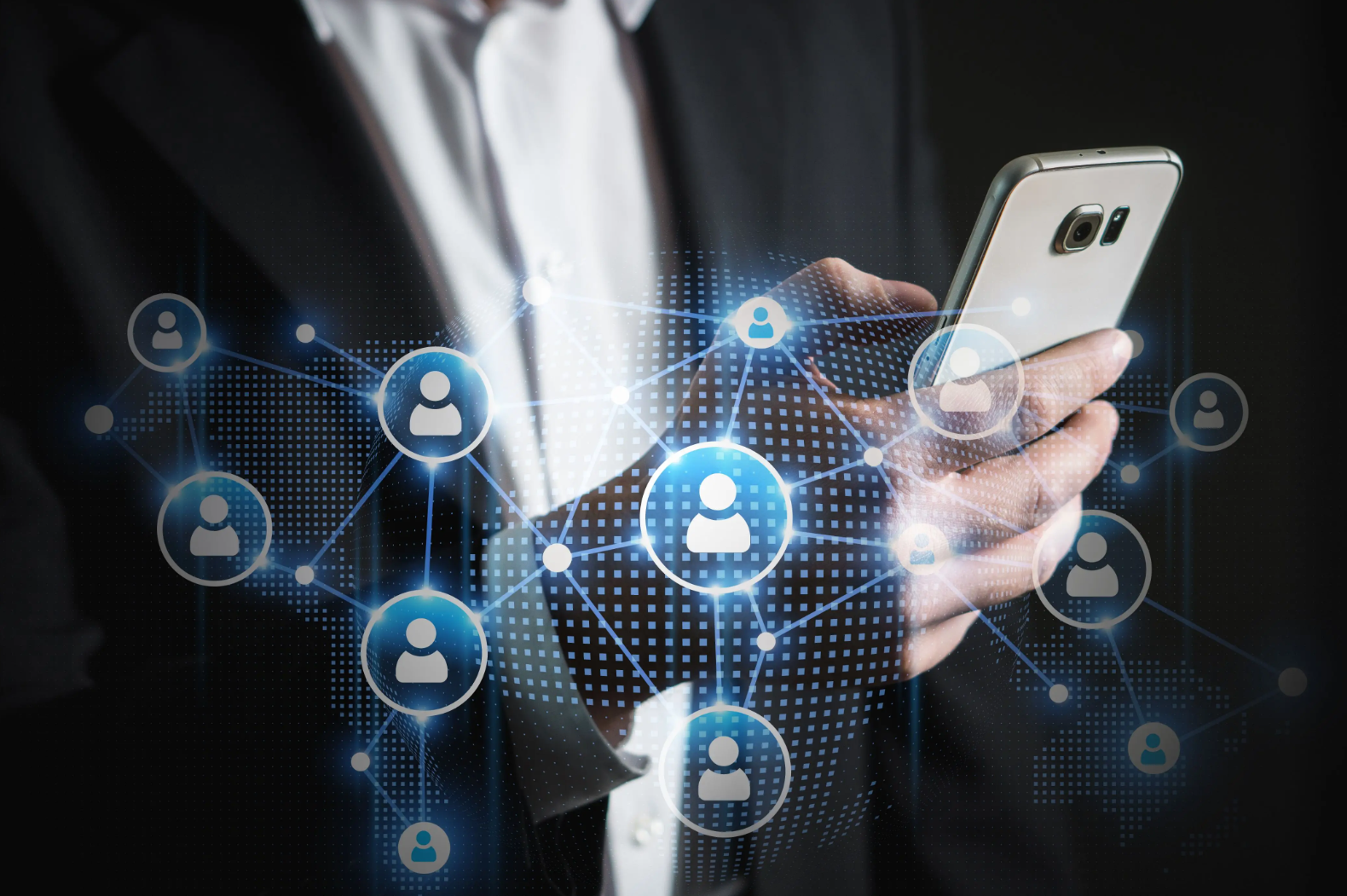 从海底捞到蜜雪冰城：让顾客主动买单的故事营销实战指南